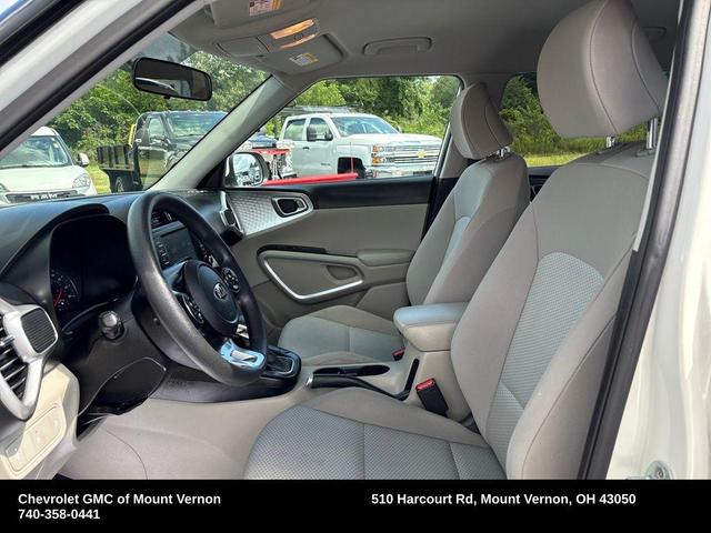 Photo of 2020 Snow White Pearl Kia Soul