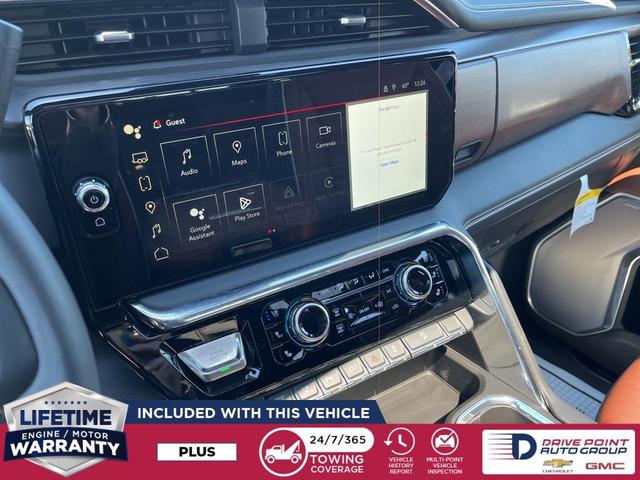 Photo of 2025 White Frost Tri-Coat GMC Sierra 2500
