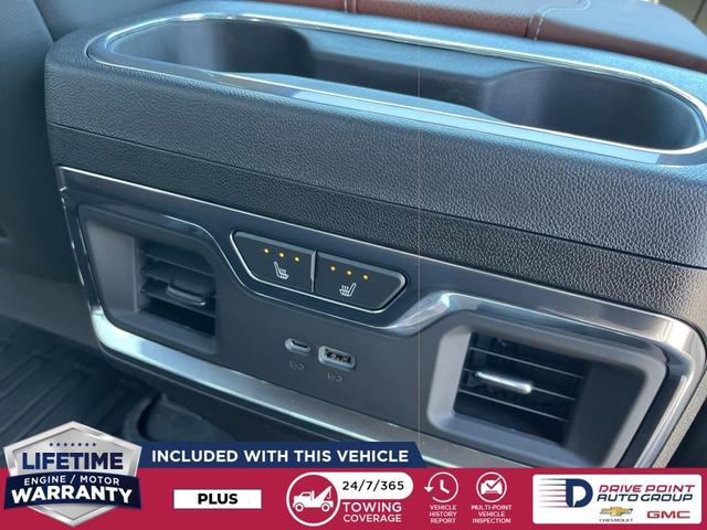 Photo of 2025 White Frost Tri-Coat GMC Sierra 2500