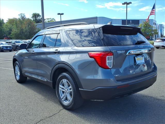 Photo of 2022 CARBONIZED GRAY METALLIC Ford Explorer