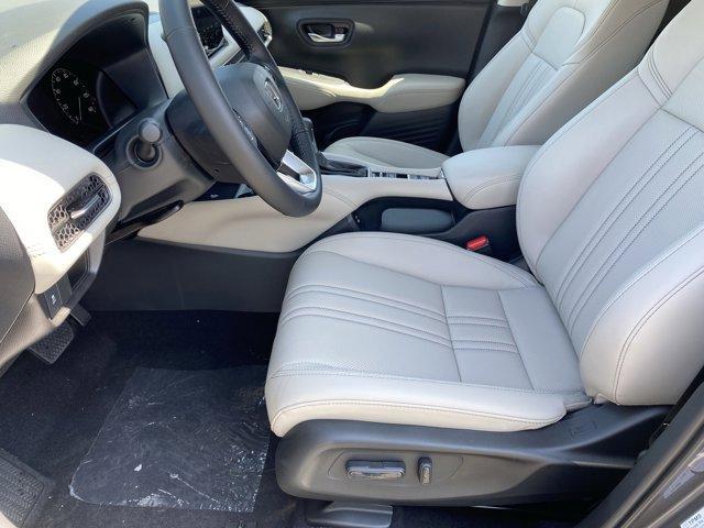 Photo of 2026 Solar Silver Metallic Honda HR-V