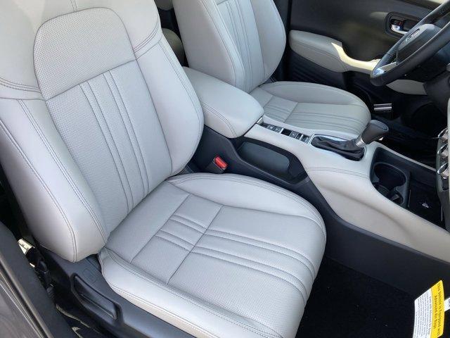 Photo of 2026 Solar Silver Metallic Honda HR-V