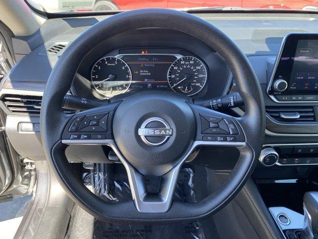 Photo of 2023 Gun Metallic Nissan Altima