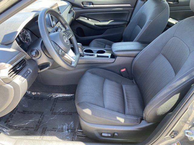Photo of 2023 Gun Metallic Nissan Altima