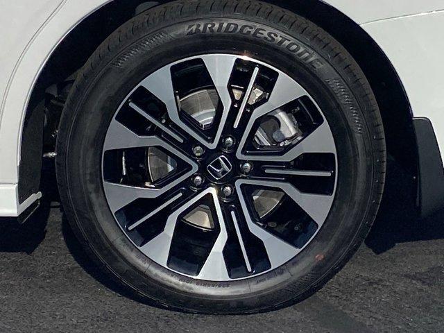 Photo of 2025 Platinum White Pearl Honda Odyssey