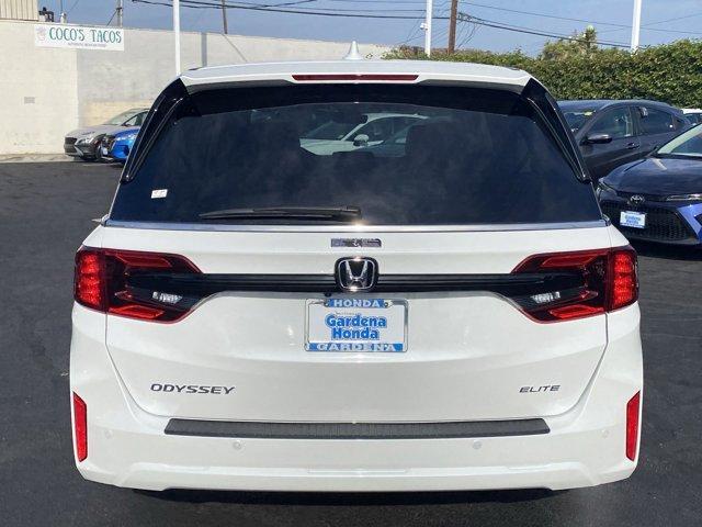 Photo of 2025 Platinum White Pearl Honda Odyssey