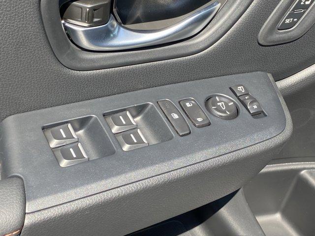 Photo of 2025 Sonic Gray Pearl Honda Pilot