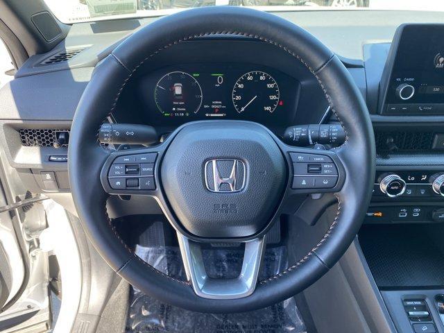 Photo of 2025 Platinum White Pearl Honda CR-V Hybrid