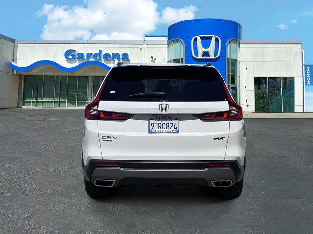 Photo of 2025 Platinum White Pearl Honda CR-V Hybrid
