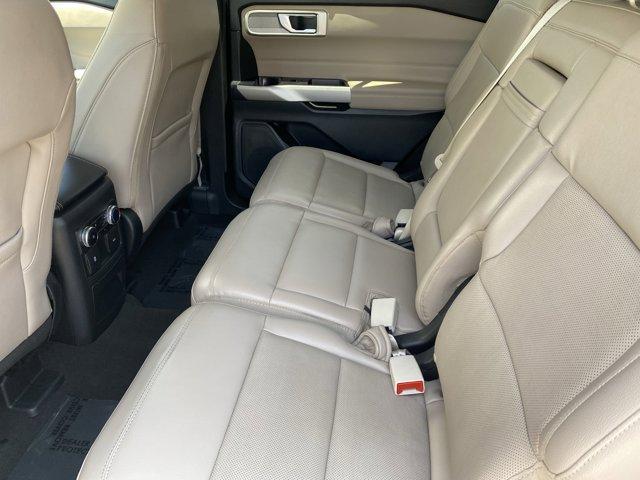Photo of 2023 Oxford White Ford Explorer