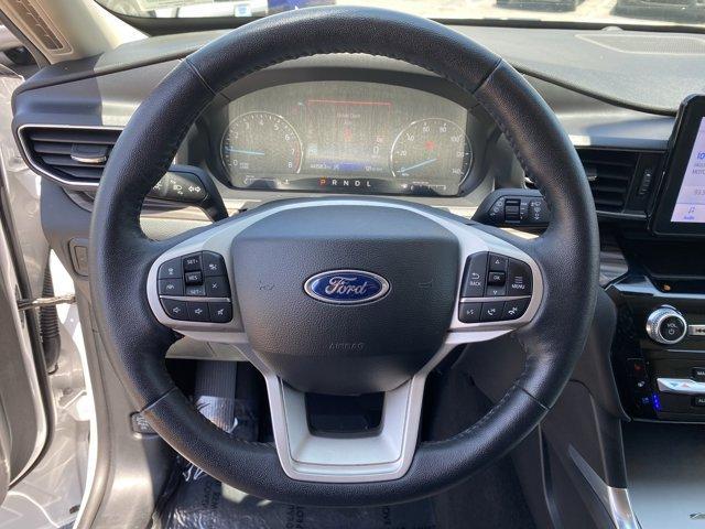 Photo of 2023 Oxford White Ford Explorer