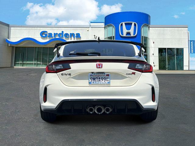 Photo of 2024 Championship White Honda Civic Type R