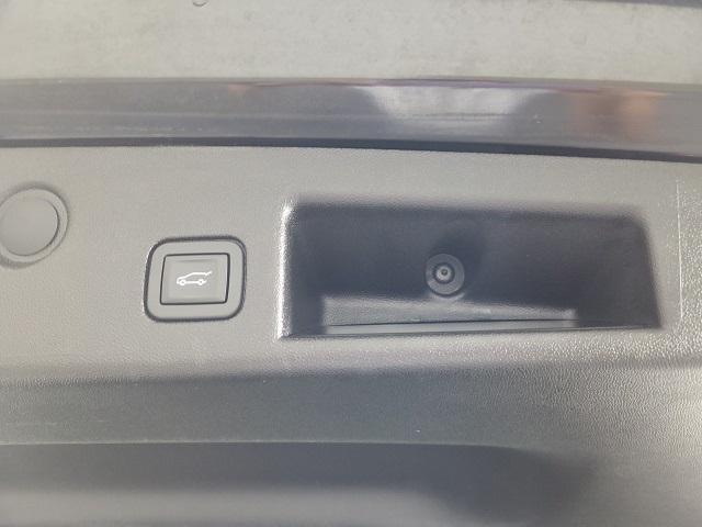 Photo of 2019 Mosaic Black Metallic Chevrolet Equinox
