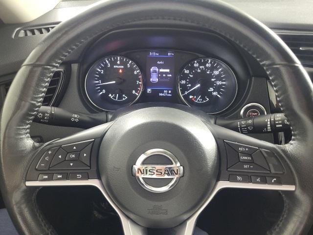 Photo of 2018 Magnetic Black Nissan Rogue