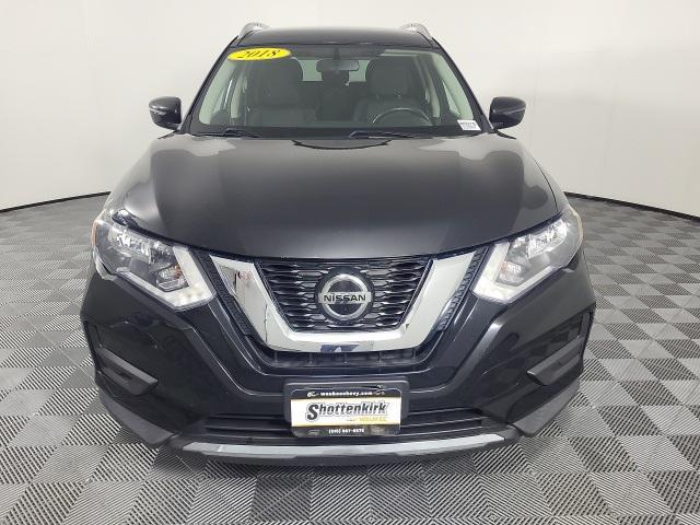 Photo of 2018 Magnetic Black Nissan Rogue