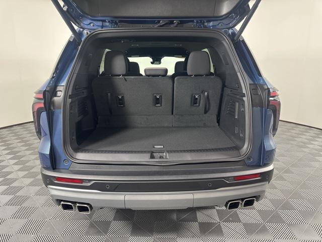 Photo of 2026 Lakeshore Blue Metallic Chevrolet Traverse