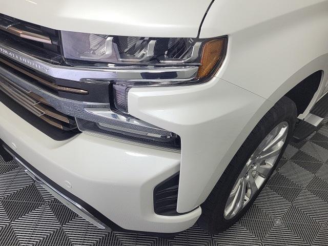 Photo of 2019 Iridescent Pearl Tricoat Chevrolet Silverado 1500