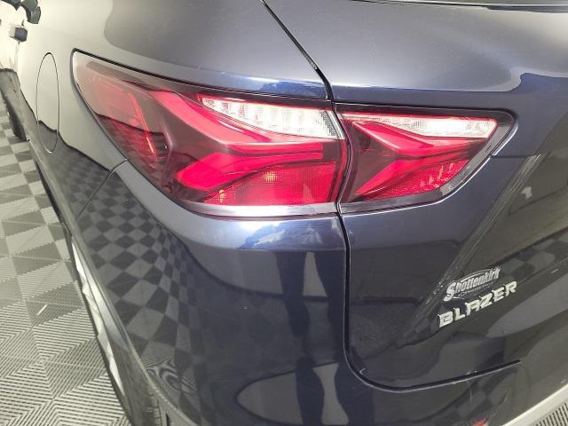 Photo of 2020 Midnight Blue Metallic Chevrolet Blazer