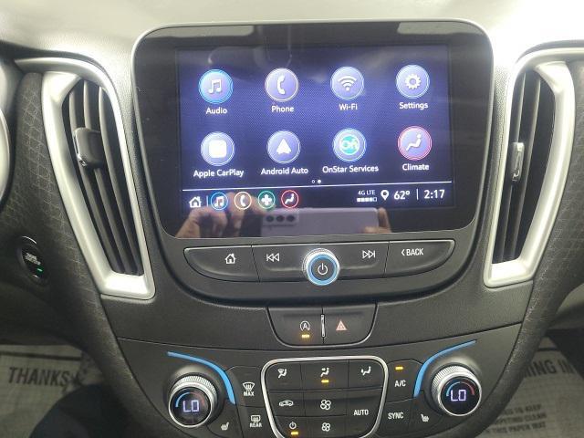 Photo of 2024 Mineral Gray Metallic Chevrolet Malibu