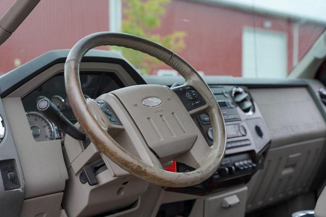 Photo of 2008 Red Clearcoat Ford F-250