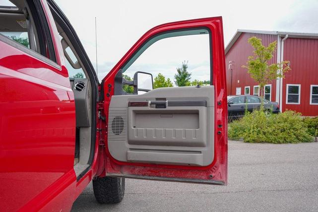 Photo of 2008 Red Clearcoat Ford F-250