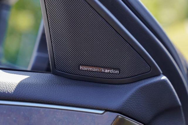 Photo of 2014 Steel Gray Metallic Mercedes-Benz E-Class