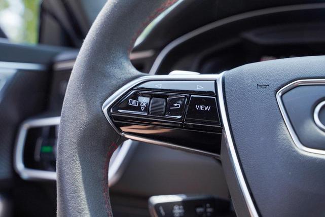 Photo of 2022 Gray Audi RS 7