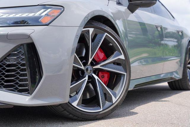 Photo of 2022 Gray Audi RS 7