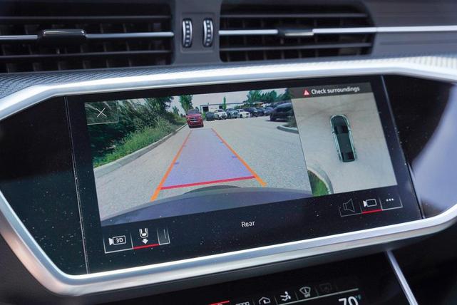 Photo of 2022 Gray Audi RS 7