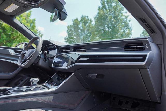 Photo of 2022 Gray Audi RS 7