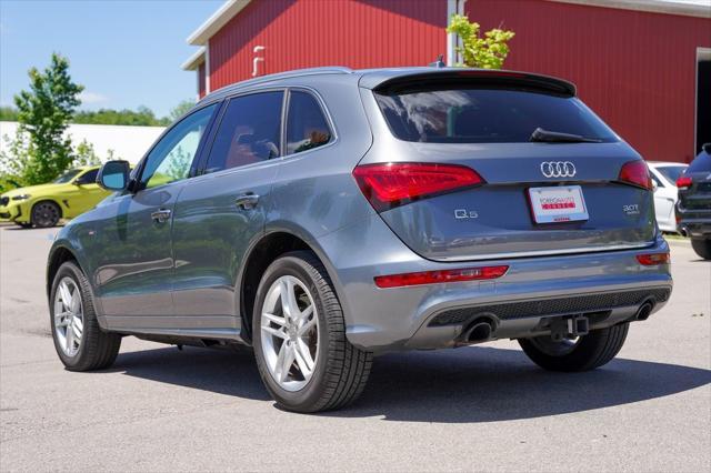 Photo of 2016 Monsoon Gray Metallic Audi Q5