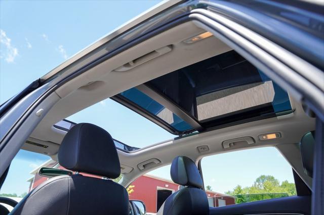 Photo of 2016 Monsoon Gray Metallic Audi Q5
