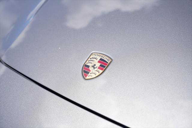 Photo of 2015 Gray Porsche Panamera