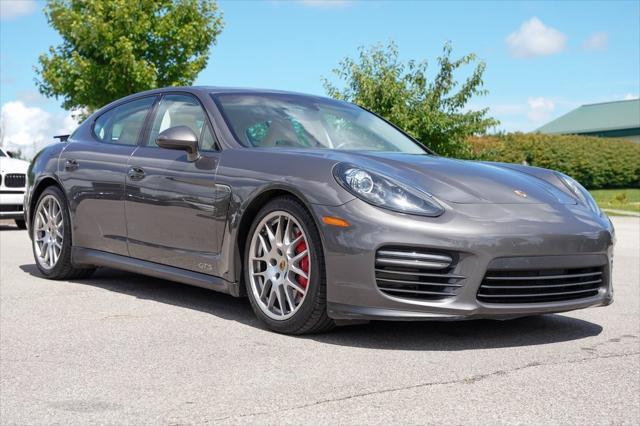 Photo of 2015 Gray Porsche Panamera