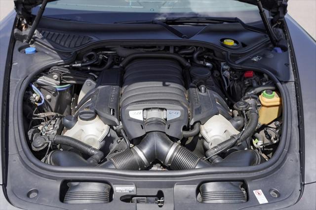 Photo of 2015 Gray Porsche Panamera