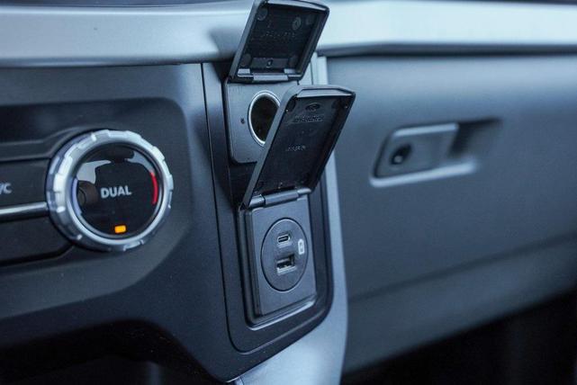 Photo of 2023 Black Metallic Ford F-150