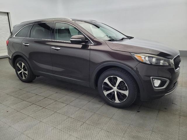 Photo of 2018 Polished Walnut Kia Sorento