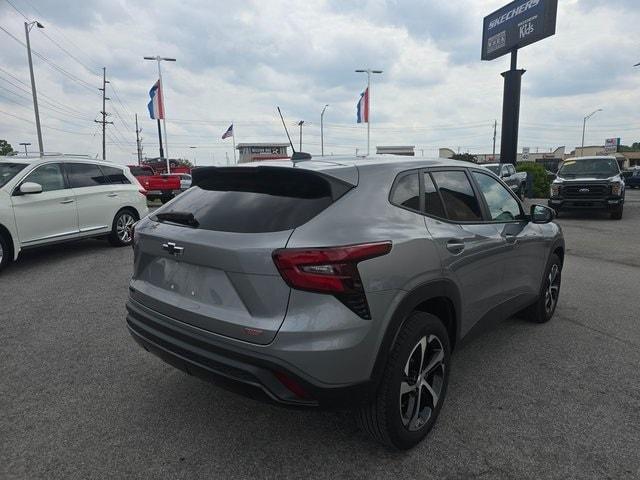Photo of 2024 Sterling Gray Metallic Chevrolet Trax