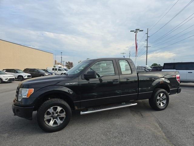 Photo of 2013 Tuxedo Black Metallic Ford F-150
