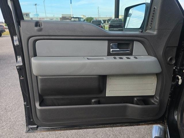 Photo of 2013 Tuxedo Black Metallic Ford F-150
