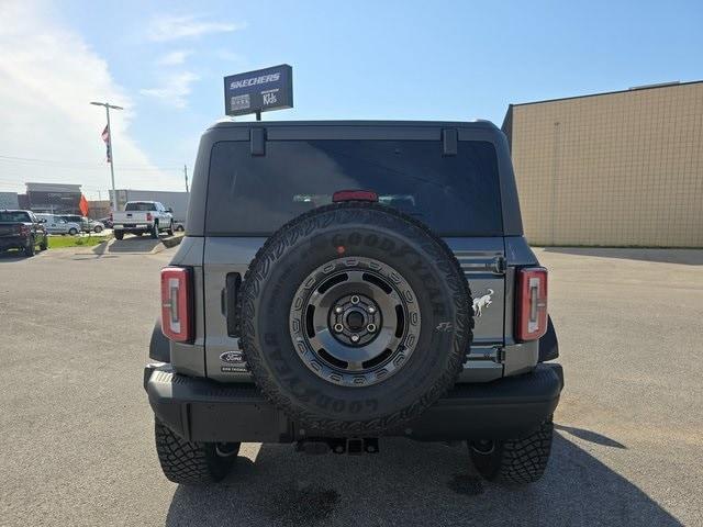 Photo of 2024 Carbonized Gray Metallic Ford Bronco