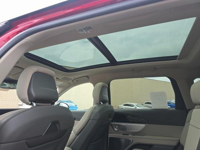 Photo of 2025 Red Carpet Metallic Tinted Clearcoat Lincoln Nautilus