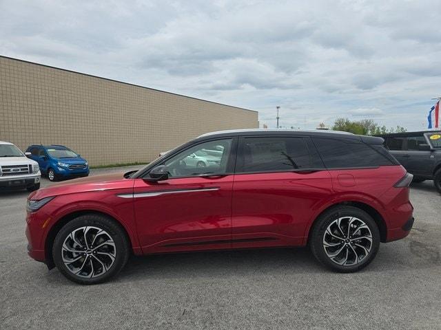 Photo of 2025 Red Carpet Metallic Tinted Clearcoat Lincoln Nautilus