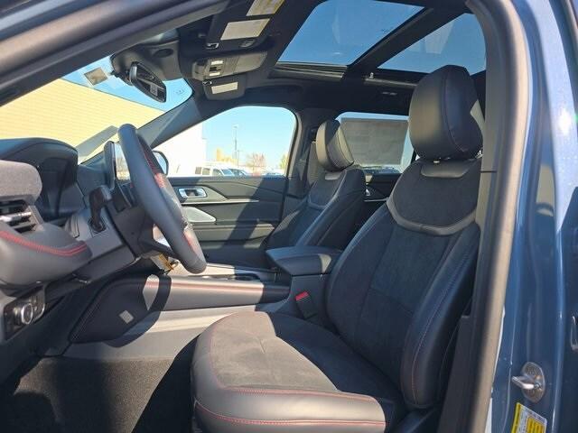 Photo of 2025 Vapor Blue Metallic Ford Explorer
