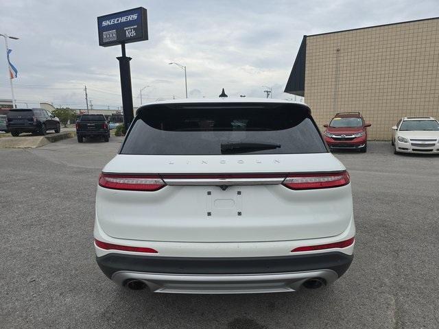 Photo of 2022 Pristine White Lincoln Corsair