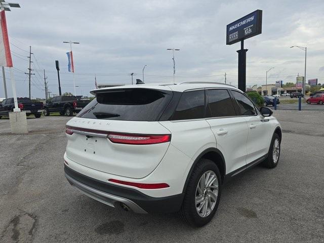 Photo of 2022 Pristine White Lincoln Corsair
