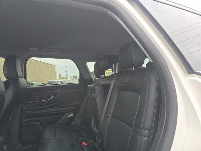 Photo of 2022 Pristine White Lincoln Corsair