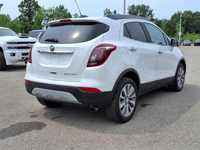Photo of 2020 Summit White Buick Encore