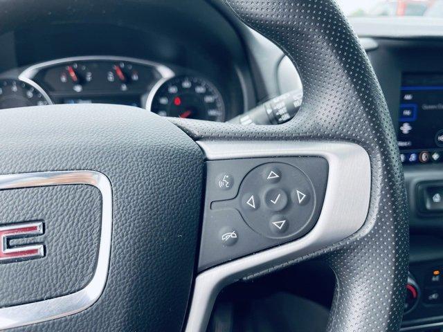 Photo of 2022 Summit White GMC Terrain