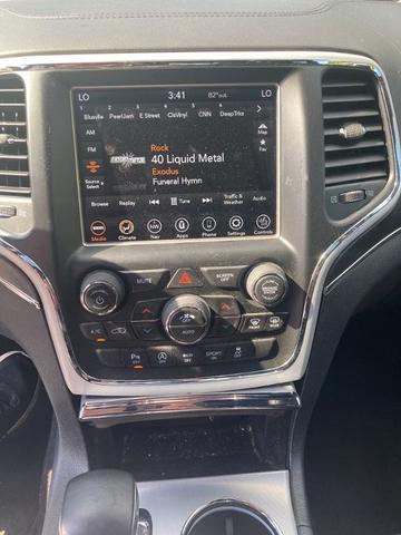 Photo of 2018 Sangria Metallic Jeep Grand Cherokee
